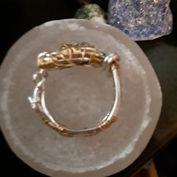 Hand wire wrapped ring - Picture 5 of 5